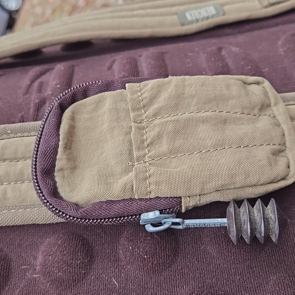 HEDGREN! Olive Green Backpack. Solid Glory. Perfect Condition! - Picture 9 of 16